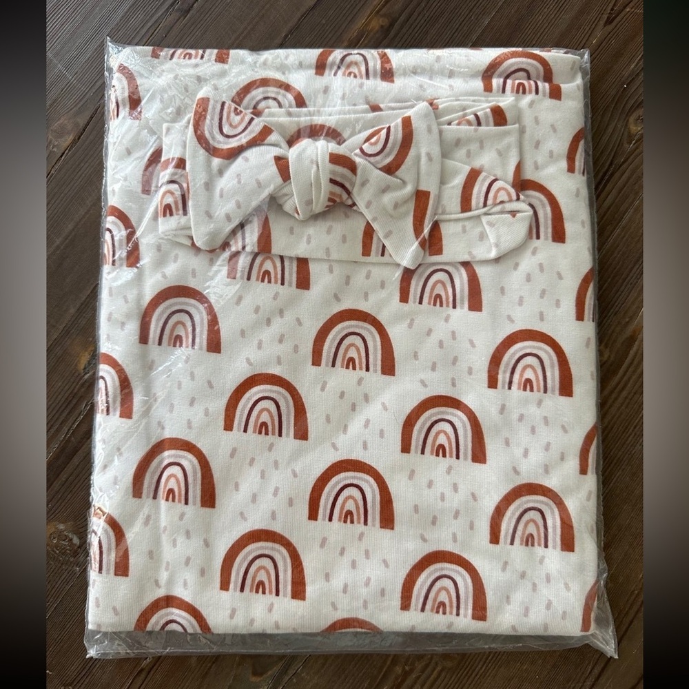 New! Milkmaid Goods Rainbow Confetti Swaddle Blanket & Bow